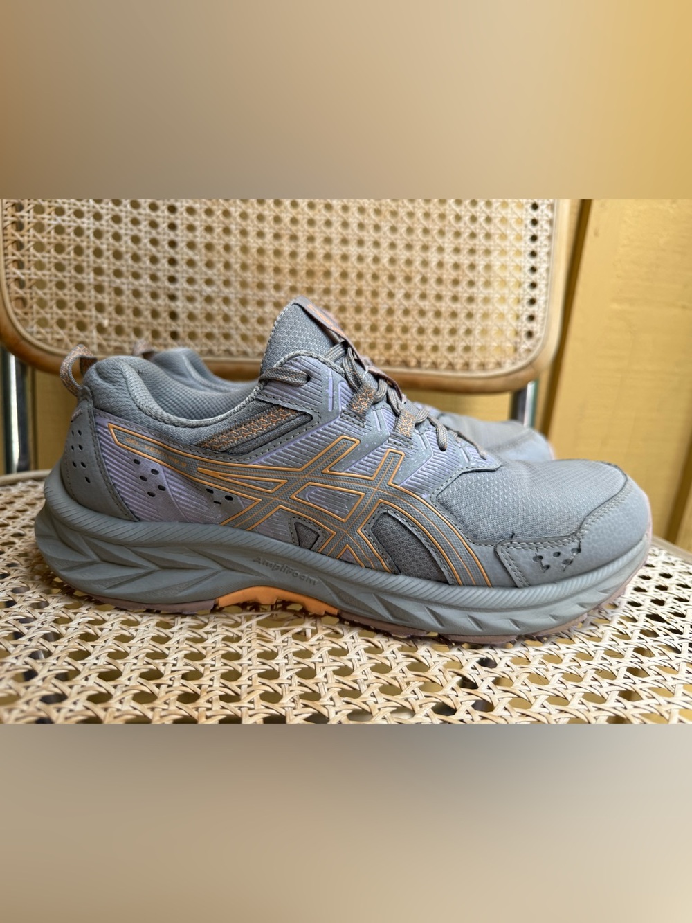 ASICS GEL-Venture 9 Women’s Trail Running Shoes Gray Lavender Peach Size 10
